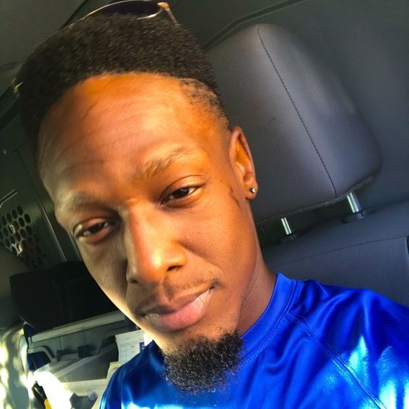 Meet your Posher, Steve. O Blake - Picture 1 of 5